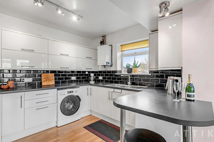 2 Bedroom Semi-Detached Bungalow For Sale In Queens Drive, Halesworth, IP19