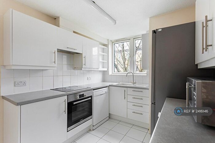 4 Bedroom Flat To Rent In Amina Way, London, SE16