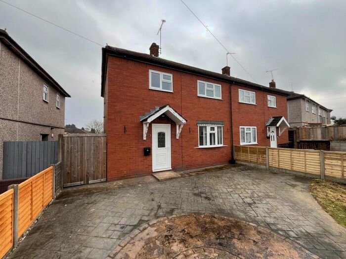 3 Bedroom Semi-Detached House To Rent In Beacon Drive, Rolleston On Dove, Burton-On-Trent, DE13