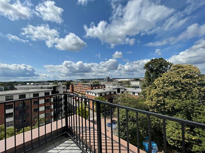 1 Bedroom Flat To Rent In Farnborough Road, Farnborough, GU14