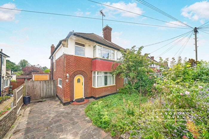 3 Bedroom Semi-Detached House To Rent In Cloonmore Avenue, Farnborough, Orpington, BR6