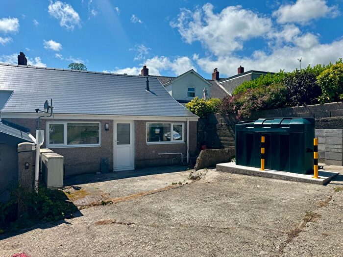 3 Bedroom Flat To Rent In Cynwyl Elfed, Carmarthen, SA33