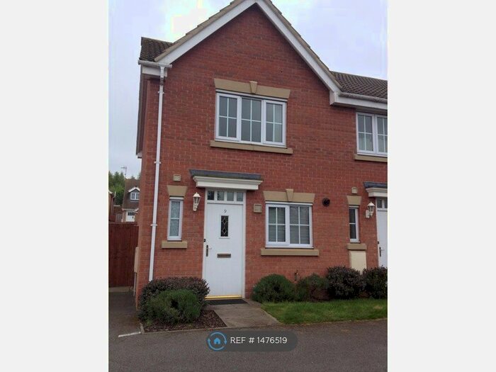 2 Bedroom End Of Terrace House To Rent In Chalon Close, Wellingborough, NN8