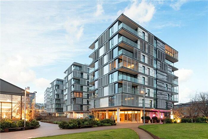 2 Bedroom Flat To Rent In York Way, London, N1C