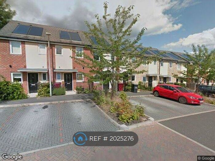 2 Bedroom Terraced House To Rent In Tay Road, Tilehurst, Reading, RG30