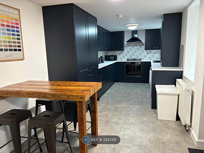 6 Bedroom Terraced House To Rent In Albert Edward Road, Liverpool, L7