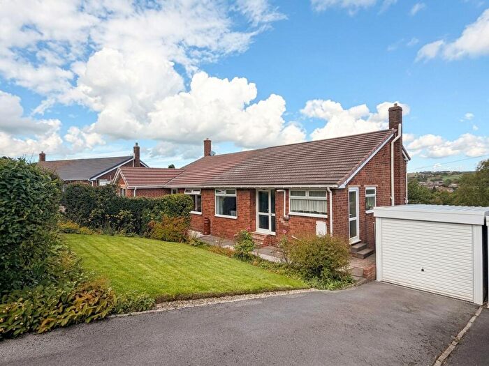 3 Bedroom Semi Detached House For Sale In Wentworth Crescent, Penistone, S36