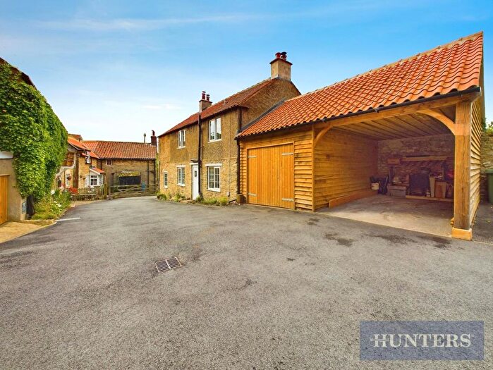 3 Bedroom Cottage For Sale In High Street, Brompton-By-Sawdon, Scarborough, YO13