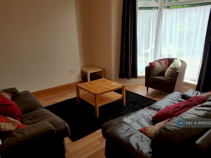 4 Bedroom Terraced House To Rent In Stanley Terrace, Swansea, SA1