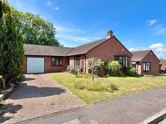 3 Bedroom Detached Bungalow To Rent In Latches Walk, Axminster, EX13