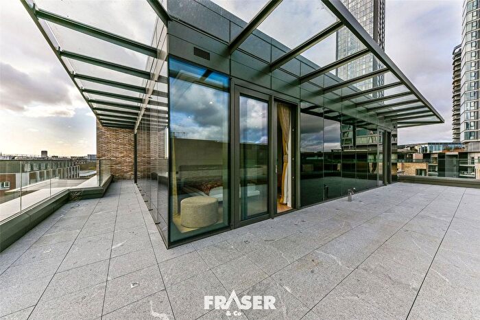 3 Bedroom Flat For Sale In Vermont House - City Road, EC1V