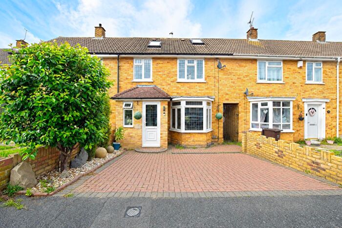 4 Bedroom Terraced House For Sale In Winchester Way, Rainham, Gillingham, ME8