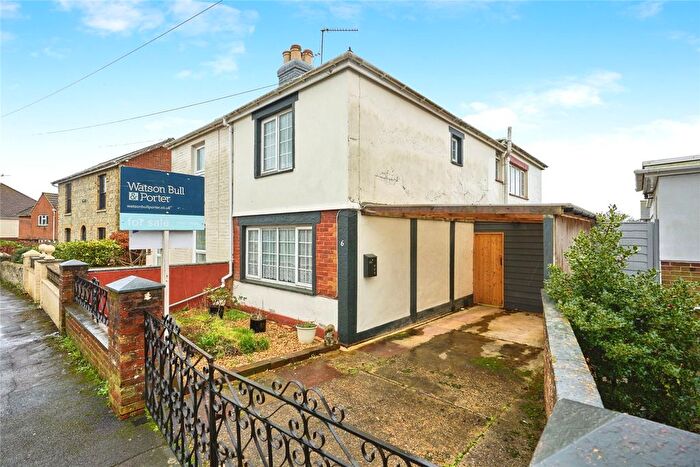 2 Bedroom Semi-Detached House For Sale In Circular Road, Ryde, Isle Of Wight, PO33