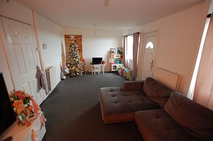 3 Bedroom End Of Terrace House For Sale In Eskdale Terrace, Stalybridge, Greater Manchester, SK15