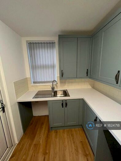 3 Bedroom End Of Terrace House To Rent In Clovelly Road, Liverpool, L4