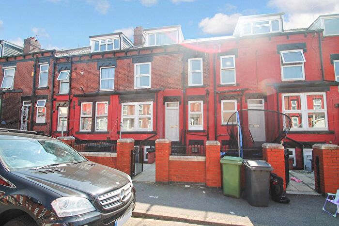 2 Bedroom Terraced House To Rent In St Hildas Mount, East End Park, Leeds, LS9