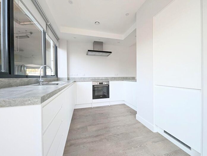 1 Bedroom Ground Maisonette To Rent In Norfolk Road, Horsham, RH12