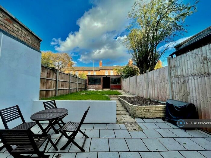 5 Bedroom Terraced House To Rent In Gratton Terrace, London, NW2