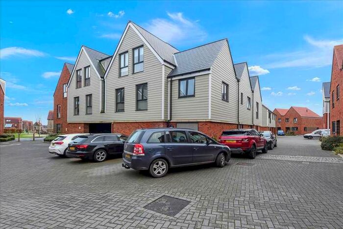 2 Bedroom Apartment To Rent In Doves House, Dakota Drive, Chatham, ME5