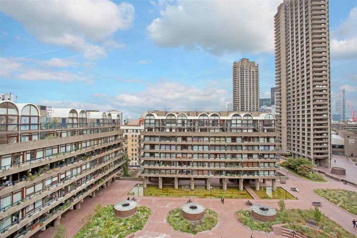 1 Bedroom Flat To Rent In Bunyan Court, Barbican, London, EC2Y