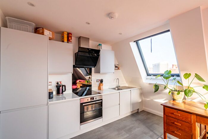 1 Bedroom Flat For Sale In Old Fire Station, Raleigh Road, Southville, Bristol, Somerset, BS3