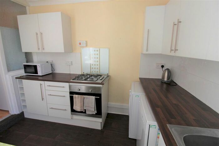 3 Bedroom Property To Rent In Merthyr Street, Cathays, Cardiff, CF24