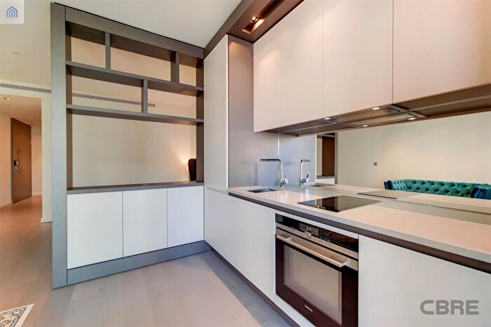 Apartment To Rent In Park Drive, London, E14
