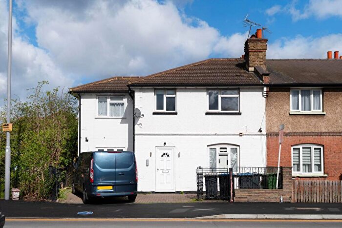 1 Bedroom Maisonette To Rent In Kingston Road, New Malden, KT3