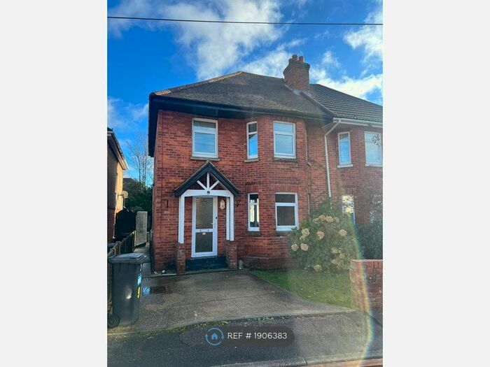 3 Bedroom Semi-Detached House To Rent In Stanton Road, Bournemouth, BH10