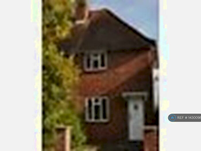 4 Bedroom Semi-Detached House To Rent In Northway, Guildford, GU2