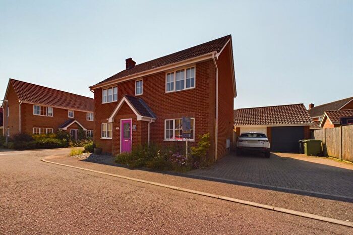 4 Bedroom Detached House To Rent In Balmoral Close, Attleborough, NR17