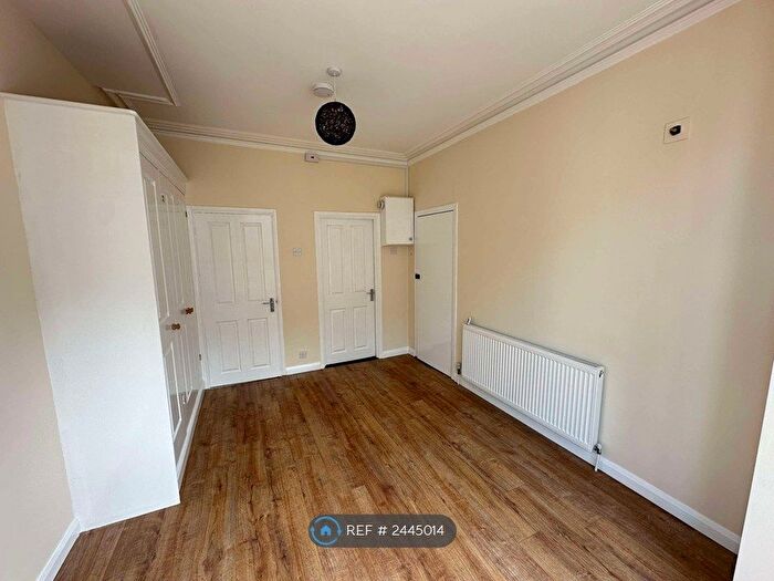 Studio To Rent In Canterbury Street, Gillingham, ME7