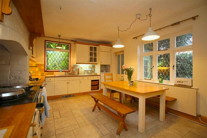 5 Bedroom Detached House To Rent In Holt Drive, Loughborough, LE11