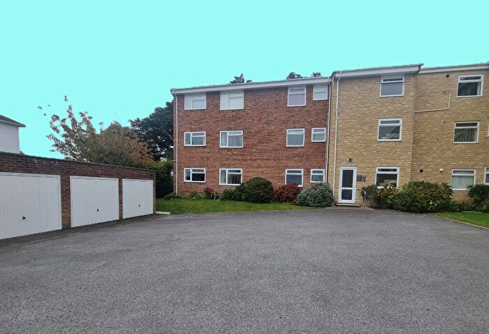 2 Bedroom Apartment To Rent In Bincleaves Road, Weymouth, Dorset, DT4