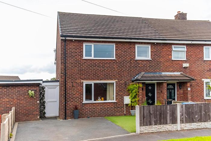 4 Bedroom Semi Detached House For Sale In Mavis Drive, Coppull, Chorley, PR7