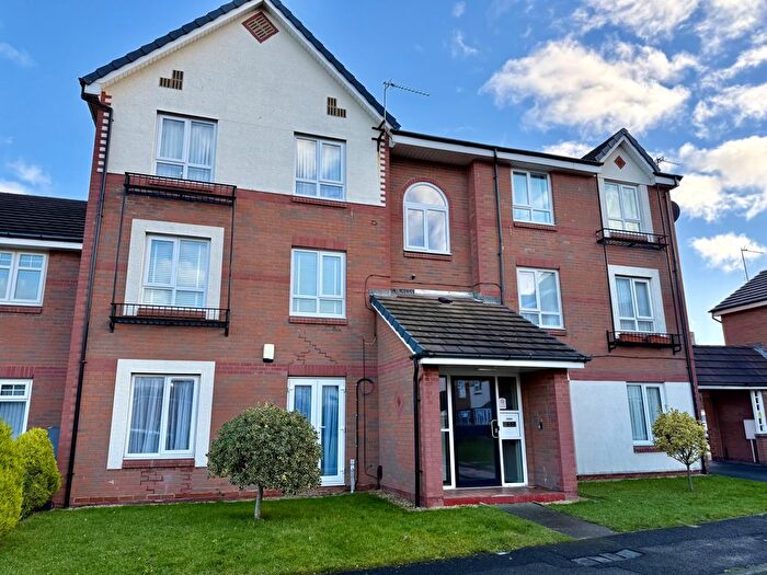 2 Bedroom Flat For Sale In Rosthwaite Close, Bakers Mead, TS24