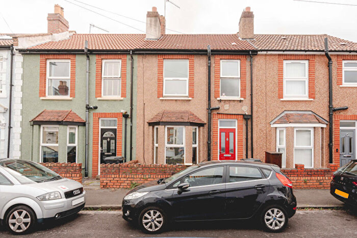 3 Bedroom Terraced House For Sale In Parker Street, Bedminster, Bristol, BS3
