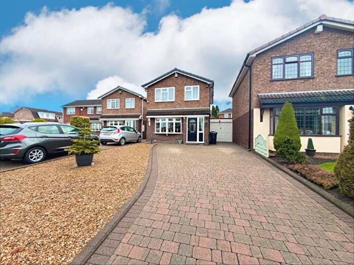 3 Bedroom Detached House For Sale In Dreadnought Road, Pensnett, Brierley Hill, DY5