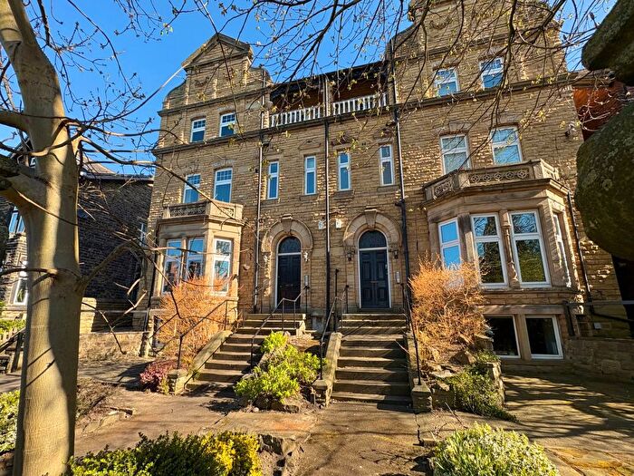 2 Bedroom Flat To Rent In Cardigan Road, Headingley, Leeds, LS6