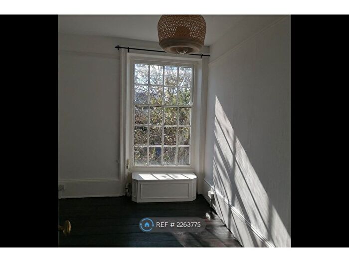 1 Bedroom Flat To Rent In Oxford Rd, Exeter, EX4