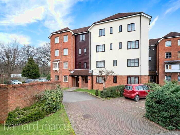 1 Bedroom Flat To Rent In Vicars Bridge Close, Wembley, HA0