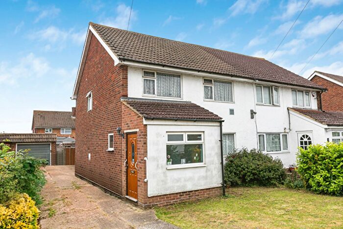 3 Bedroom Semi-Detached House For Sale In Everest Road, Stanwell, Staines-Upon-Thames, Surrey, TW19