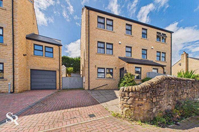 4 Bedroom Semi Detached House For Sale In Millers Vale, New Mills, SK22