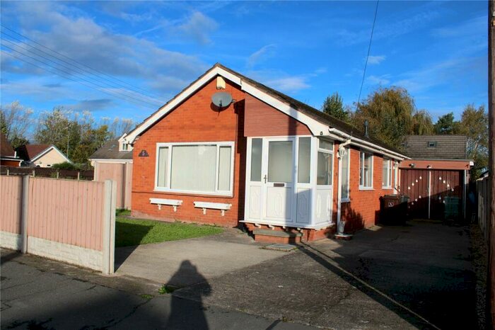 3 Bedroom Bungalow For Sale In Denbigh Circle, Kinmel Bay, Rhyl, Conwy, LL18