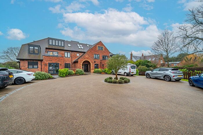 2 Bedroom Flat For Sale In Nicker Hill, Keyworth, NG12