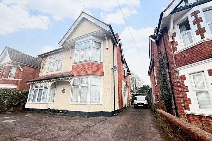 1 Bedroom Studio To Rent In Bryanstone Road, Bournemouth, BH3