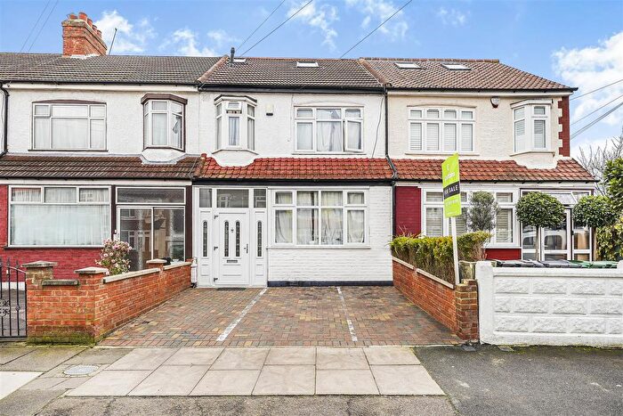 4 Bedroom Terraced House For Sale In Rusper Road, Wood Green, N22