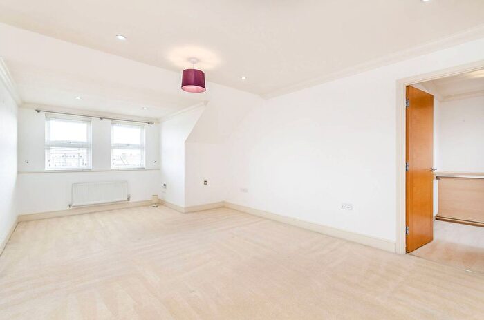 5 Bedroom Property To Rent In Banchory Road, Blackheath, London, SE3