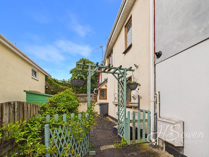 2 Bedroom Terraced House For Sale In Edginswell Lane, Torquay, TQ2