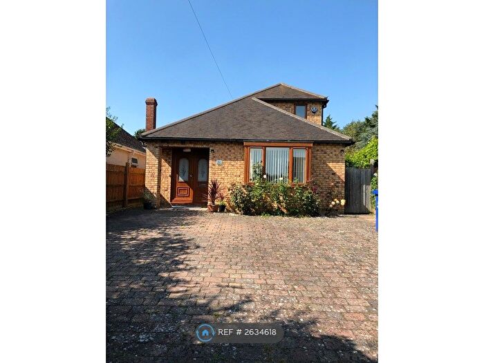 3 Bedroom Detached House To Rent In Deanshanger Road, Old Stratford, Milton Keynes, MK19